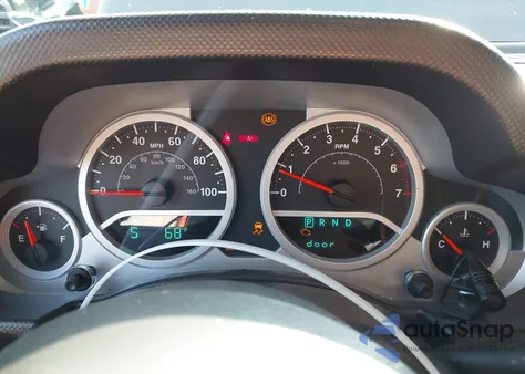 2007 Jeep Wrangler Unlimited Sahara z USA, uszkodzony, nr VIN 1J4GA59147L146117